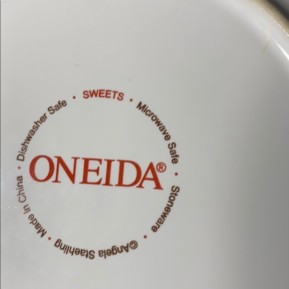Oneida Sweets Dessert Plate Set Of 4 - Picture 7 of 10